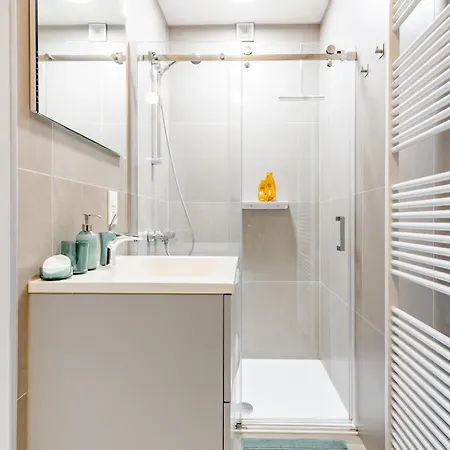 The Hadewijch - Nearby Centre Homestay Bruges